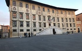 Luxury Tower House In Heart Of Pisa